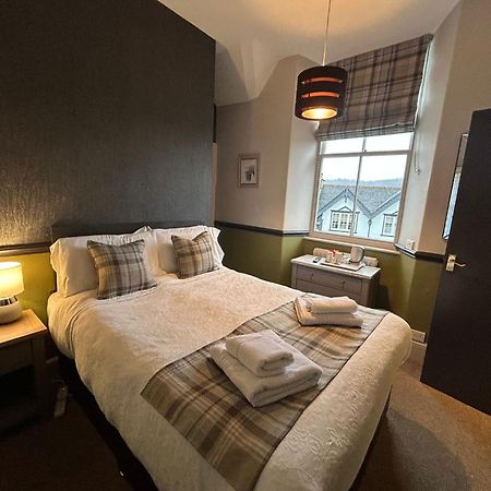 The Royal Oak Inn Bowness-on-Windermere Esterno foto